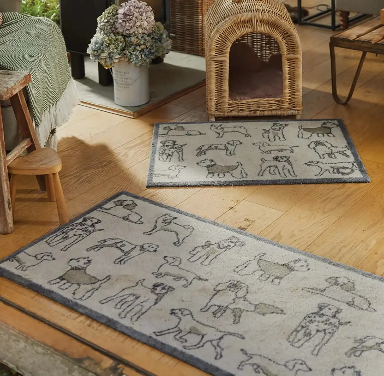 Hug Rug - Pet 70 - Image 4